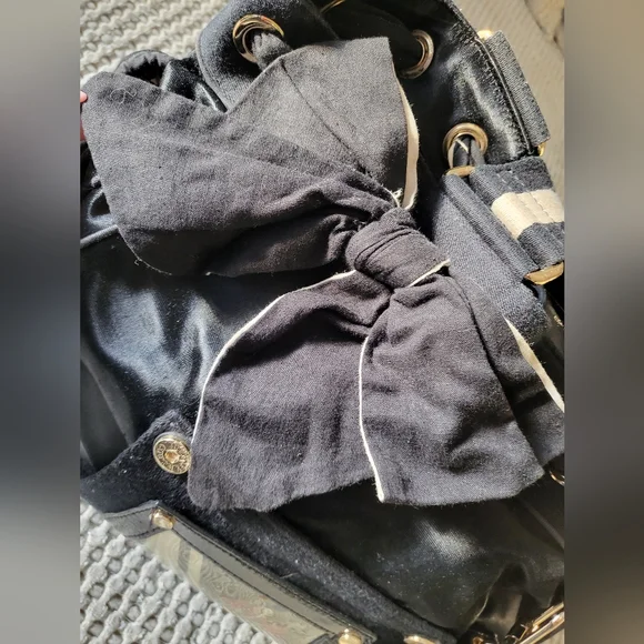 🌻RARE🌻 Juicy Couture Black Daydreamer handbag with Gold Accents Y2K 2008 - Picture 6 of 16